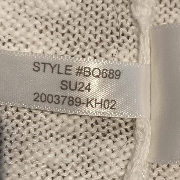 J Crew Factory white crewneck sweater, size small - Picture 4 of 8